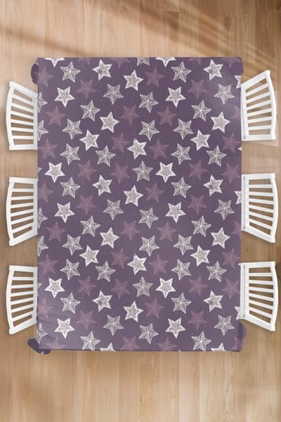 Kerst Tafelkleed - Kerstmis Decoratie - Tafellaken - Patronen - Christmas - Sterren - 180x260 cm - Kerstmis Versiering - Tafeldecoratie Kerstmis - Kerstdecoratie tafel - Tafelversiering