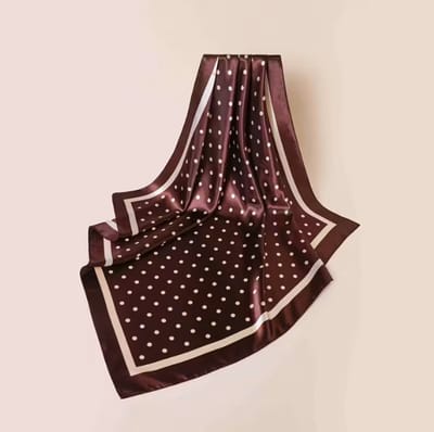 Stijlvolle Trendy Sjaal Chocolade - Donkerbruin - Bruin - Crème - Off White - Dots – 90 x 90 cm | Hoofdband - Sjaaltje - Bandana - Haarband | Gestipt - Stip - Polkadot - Dots | Prachtige glans | Chique om nek of aan tas! DH collection