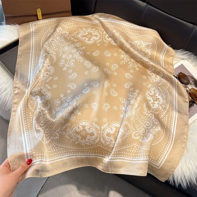Luxe Paisley Print 70*70Cm Vierkante Sjaal Dames Zacht Satijnen Haarband Neckerchief Strik Vrouwelijke Hoofdband Foulard Tas Lint Cadeau beige