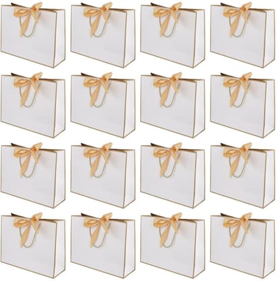 Dailygoods- Geschenkzakken 16 Pack - Luxe Cadeau Zakken 32x25x11cm - Witte Papieren Zak met Gouden Lint - Robuuste Constructie - Versterkte Handgrepen - Ideaal voor Verjaardag/Bruiloft/Feest - Cadeauzakken
