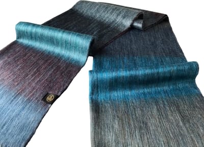 Alpaca D'Luxe Sjaal - Sustainable - Hypoallergeen - Smaragd - Blauw - Multicolor - Scarf - Zacht en van Kwaliteit - Handgemaakt met alpacawol - Luxe cadeau - Elegant - Zakelijk - Sjaals Dames - Sjaals Heren - Kerstcadeau - Duurzaam - Comfortabel