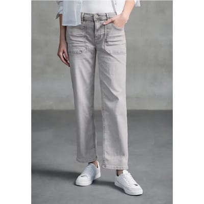 Straight Legs jeans