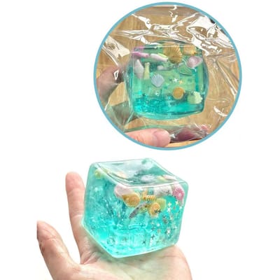 Sensorische Decompressie Magische Kubus met Oceaan Thema, Versierd Met Cartoon Schelpen, Wulkenschelpen, Visscholen En IJs Elementen United States blue