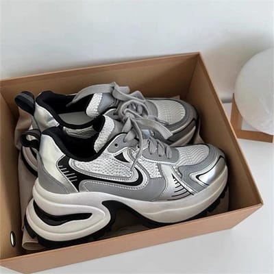 Chaussures Papa à semelles épaisses pour femmes, Les mêmes chaussures décontractées d'été respirantes à hauteur augmentée, Chaussures de sport Shorty Music pour femmes 40 grise