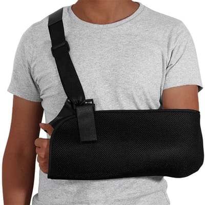 Sangle d'écharpe de bras réglable Fixateur d'épaule Attelle médicale pour la récupération de blessure Ajustement confortable