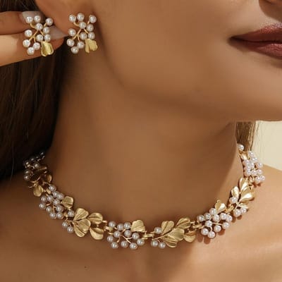 Ensemble Boucles d'oreilles Collier 3 Pièces Strass Perle d'imitation Deux pièces Vintage Choker Accessoire Ensembles de Bijoux de Luxe Léger Mariage brown