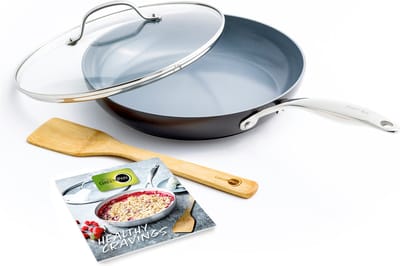 GreenPan Valencia Pro Aluminium Koekenpan met deksel Ø28cm - PFAS-vrij - inductie - Ovenbestendig 220 graden - Vaatwasserbestendig - RVS handvaten - Grijs