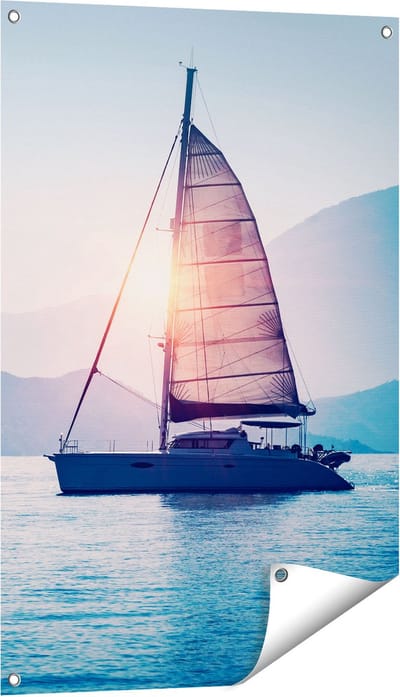 Gards Tuinposter Zeilboot bij Zonsondergang - 60x90 cm - Tuindoek - Tuindecoratie - Wanddecoratie buiten - Tuinschilderij