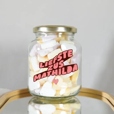 Gepersonaliseerd Cadeau Zus - Snoeppot Liefste Zus met Naam - Origineel Verjaardagscadeau voor Zus - Cadeau voor Beste Vriendin - Glazen Pot Gevuld met 200 gram Snoepjes