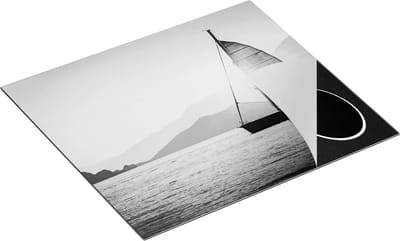 Chefcare Inductie Beschermer Zeilboot bij Zonsondergang - Zwart Wit - 60x50 cm - Afdekplaat Inductie - Kookplaat Beschermer - Inductie Mat