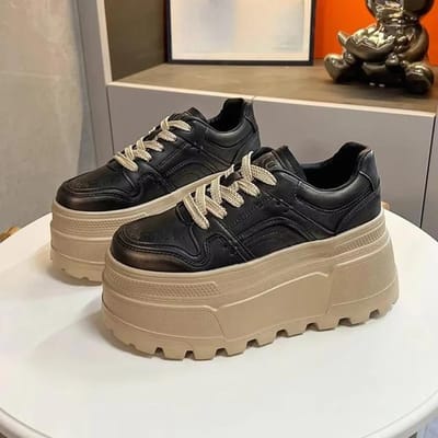 Damesschoenen Lente Nieuwe Dikke Zolen Hoogteverhogende Casual Sportschoenen Modieuze Vetersluiting Antislip Casual Boardschoenen 35 zwart