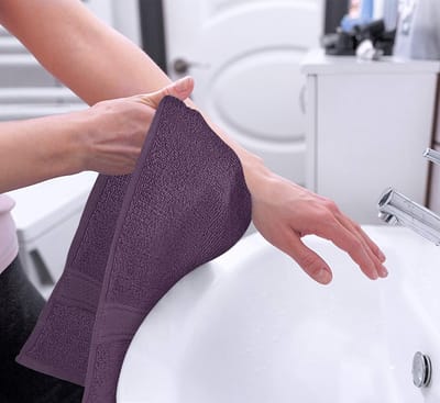 Famanu - Handdoeken - Ringgesponnen Katoen - 6 Set Premium Handdoeken - / 71 x 41 CM / Pruim