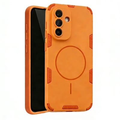 Casemania Hoesje Geschikt voor Samsung Galaxy A57 - Oranje - Matte Flex Armor Magnetische Shockbestendig Back Cover Geschikt voor MagSafe - Volledige Camera Bescherming