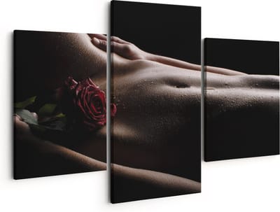 Artaza Canvas Schilderij Drieluik Naakte Vrouwenlichaam met een Rode Roos - Erotiek - 150x120 - Groot - Foto Op Canvas - Canvas Print