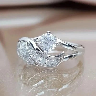 Huitan Vleugelring Zirkonia Damesring Luxe Bruiloft Verlovingsaccessoires Modeontwerp Sieraden Cadeaus 10 white