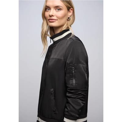 Blouson met college details