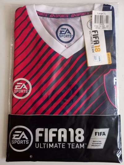 Voetbal T-shirt FIFA 18 - Sportshirt - Maat L