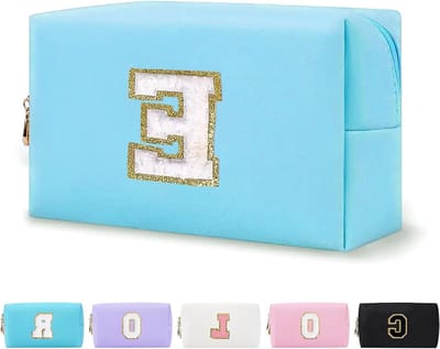 Persoonlijke Make-up Tas met Initiaal, Schattige Waterdichte PU Leren Cosmetica Tas, Reis Make-up Organizer en Toilettas in Blauw, Perfect voor Dagelijks Gebruik en Reizen