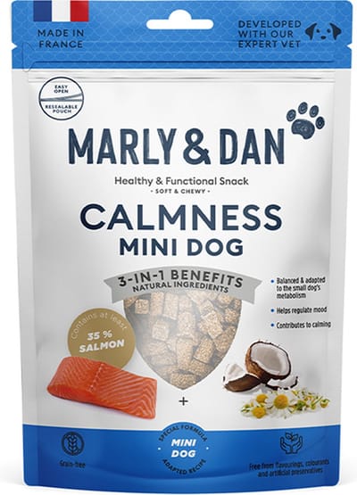 MARLY&DAN hondensnack healty & functional soft & chewy 3-in-1 benefits CALMNESS minidog 35% zalm granen-vrij geen toegevoegde suikers , vrij van kleur en smaakstoffen en van kunstmatige bewaarmiddelen CALMNESS 50 GR 1st/kg/dag