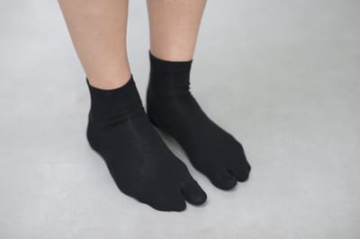 Bonnie Doon Grote Teen Sok Zwart Heren maat 40/46 - Big Toe Sock - Japanse Tabi sokken - Gladde Teennaad - Teensokken - Toesocks - 1 paar - Teenslipper sokken - Geen vervelende naden - Black - BN062061.101