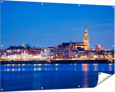 Gards Tuinposter Nijmegen Skyline met de Waal Rivier - 150x100 cm - Tuindoek - Tuindecoratie - Wanddecoratie buiten - Tuinschilderij