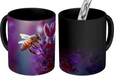 Magische Mok - Foto op Warmte Mokken - Koffiemok - Honingbij - Paarse bloemen - Details - Magic Mok - Beker - 350 ML - Theemok