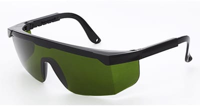 carmdering - Laserschutzbrille - Veiligheidsbril Laser - Beschermende Bril - 360-Grad Schutz - 70% Lichtdurchlässigkeit - Polycarbonaat - Ergonomisch Design - Veelzijdige Toepassing - 1 Stuk