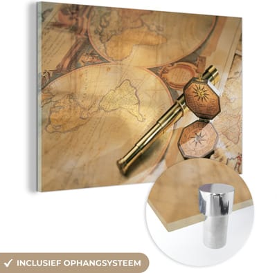 ® Glasschilderij 120x80 cm - Schilderij acrylglas - Oude verrekijker en kompas op wereldkaart - Foto op glas - Muurdecoratie woonkamer - Wanddecoratie slaapkamer - Schilderijen