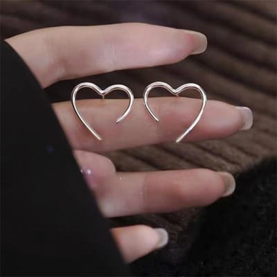 Liefde Stud Oorbellen, Dames Koude Wind Verfijnde Gepersonaliseerde Oorbellen, Niche Ontwerp Licht Luxe High-end Oorbellen