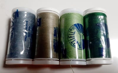4 klosjes artifil kleurenmixgaren - 4x 200 meter - grijs bruin groen - polyester - machine en hand naaigaren