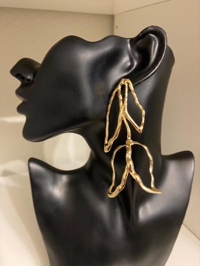Oorbellen met bloemmotief | | Make up | Parfum | Moederdag | Verjaardagscadeau| Cadeautje| Valentijnsdag| Kado | sieraden | vaderdag | oorbellen | oorsieraden