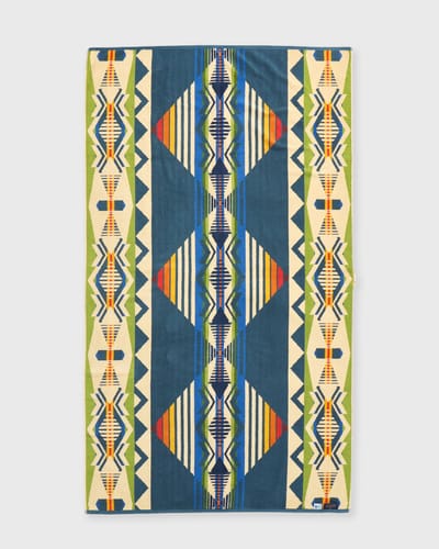 OVERSIZED JACQUARD SPA TOWEL