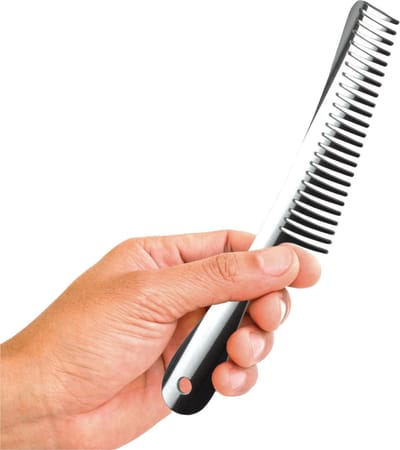 Metalen haar kam 3D gelaserd uit een buis ( links handig ). Hoogglans gepolijst RVS, metaal. Perfect mannen cadeau, Baard kam, Kapperskam, Kammen, Haarkam, Hoofdkam, luxe design Maarten Baptist.