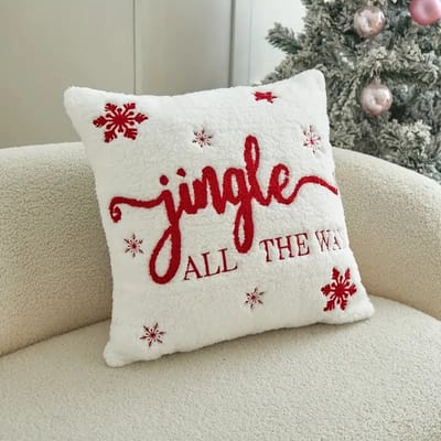 Kussenhoes Kerst Fluffy Wit met geborduurde tekst Rood Jingle All the Way 45x45