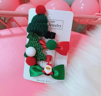 Akyol - Kerststrik - 4 stuks - versiering voor kerst - Stof - leuke kerststrik voor meisje - cadeau voor meisje - haarstrik - haarclip kerst - sinterklaas cadeau voor een meisje - Kerstdecoratie - Kerstsfeer - strikje voor in het haar