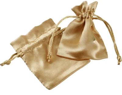 Luxe Sieradenzakje Satijn Goud Mini Sieraden Zakje Cadeauzakje Ring Oorbel Valentijn Hanger Ketting