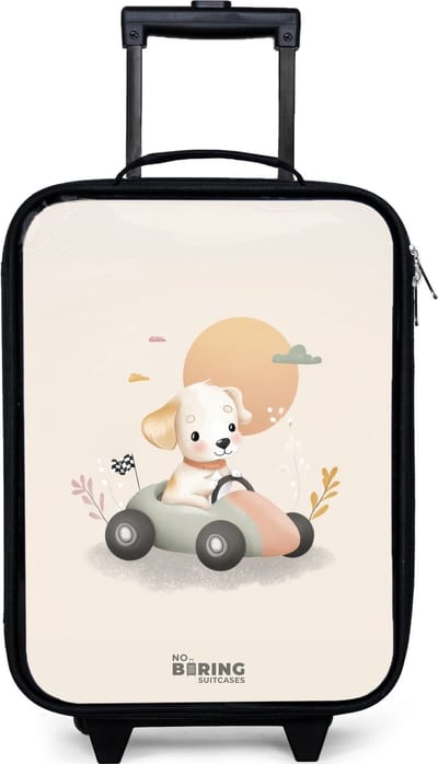 NoBoringSuitcases.com® - Kinderkoffer jongen - Kindertrolley meisje - Puppy in een raceauto in beige kleuren - Koffer kind lichtgewicht - Reiskoffer trolley voor kinderen - Koffertje met lichtgevende wieltjes - Rolkoffer zwart
