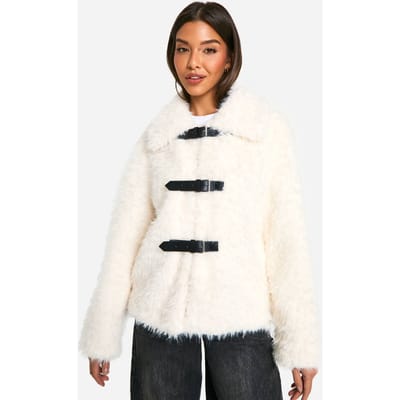 boohoo Dames Textuur nep bont jasje met gespdetail | Creme | Maat: 36