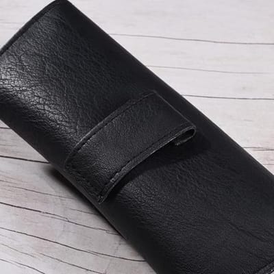 Draagbare taillebrillenkoker van PU-leer, zonnebrillendoos met zwarte afdekking, inklapbare zonnebrillenkoker om aan uw riem te dragen