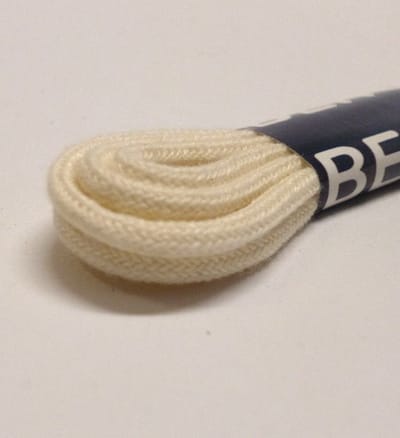 75cm lange creme schoenveters Rond - 2.5 mm dik - Bergal 8820