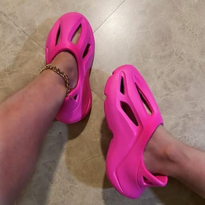 Damesschoenen Nieuwe Trend Bijpassende Slippers Designer Strand Pvc Comfortabele Klompen Street Style Zacht Man Dames Sandalen Schoenen 44