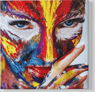 Canvas Schilderij - Gekleurde Vrouw Gezicht - Foto Op Canvas - 40x40x2 cm
