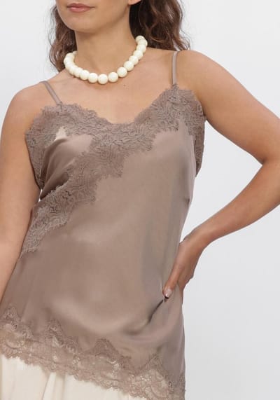 Notre-V Nv-herlinde Tops & T-shirts Dames - Shirt - Taupe - Maat S