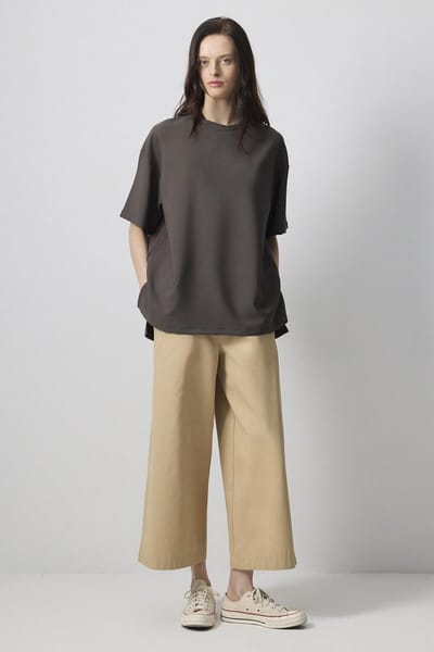 Touché Privé - Crepe T-shirt met korte mouwen - Khaki - Dames