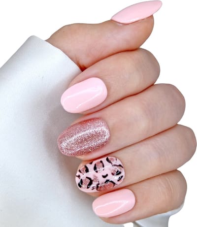 SD Press on Nails - Nagelset No. 7 Wild Nude Pink Leopard - Plaknagels - Gelnagels - Handgemaakt - 20 stuks - Gellak - Nagellak - Korte ronde Nageltips - Nepnagels met Lijm - Kunstnagels - Nail Art - Handmade - Valse nagels - Nagelvijl - Accessoires