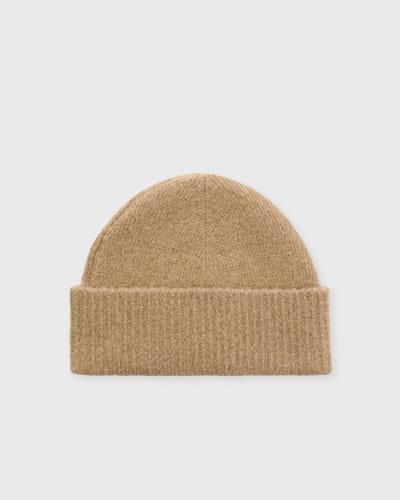 BEANIE WITH AMI DE COEUR