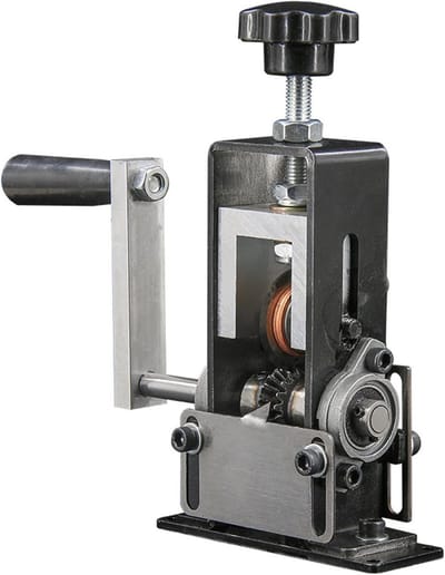 Handmatige Schilmachine - Zwengel Schiller - Snel Kabels Strippen - Stevig Metalen Frame - 16x12x4 cm