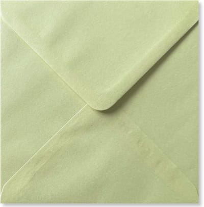 Cards & Crafts 50 Luxe metallic vierkante enveloppen - 14x14 - soft lemon - 110grams - 140x140mm