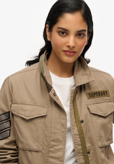Superdry - M65 Military jack met versieringen - Dames - Buitenjassen