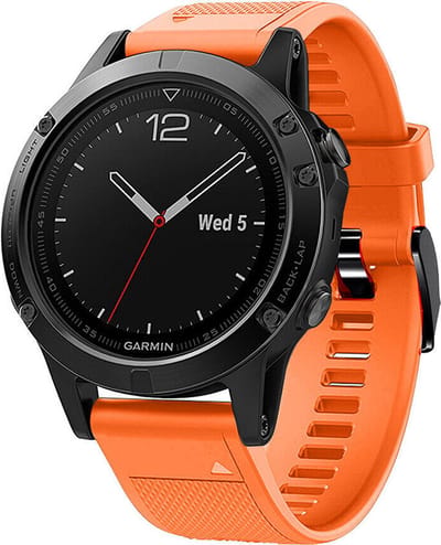 Strap-it Siliconen Sport Bandje  Oranje geschikt voor Garmin Fenix 9 (Pro) 47mm - Fenix 8 (Pro-E-47mm) - Fenix 7 (Solar-Pro) - 6 (Solar-Pro) - Fenix 5 (Plus) / Forerunner 970 - 965 - 955 - 945 - 935 - 745 - Comfortabel & Zweetbestendig
